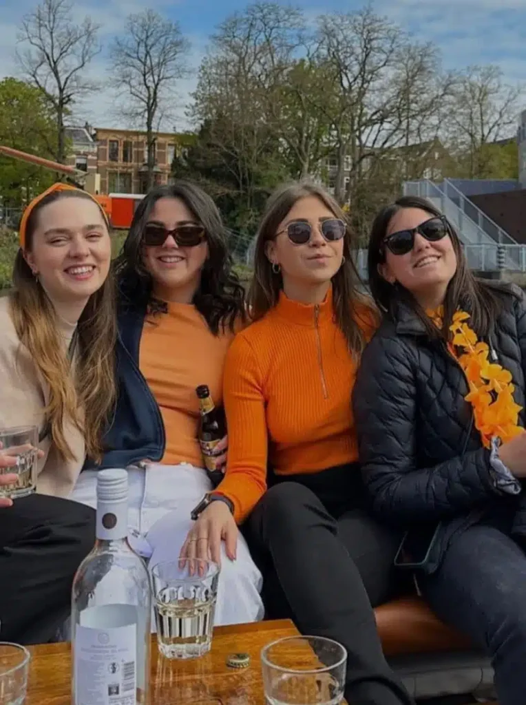 Koningsdag rondvaart Groningen 2.jpg